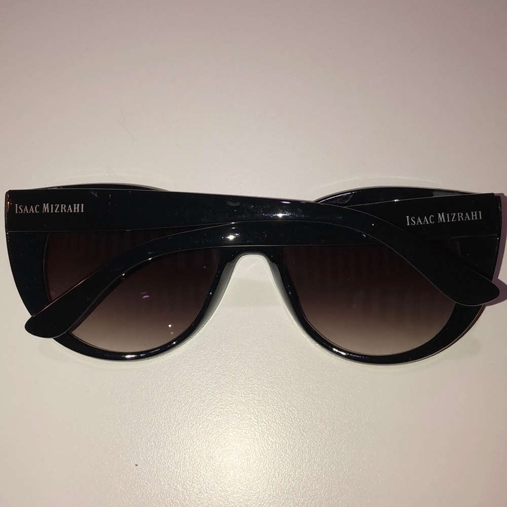 Isaac mizrahi sunglasses! - Picture 2 of 7